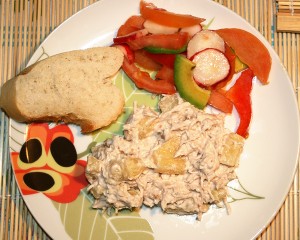 อาหารรัสเซีย Chicken & Pineapple Salad